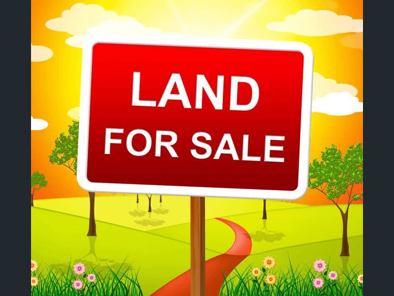Prime Location Build-Ready empty Block R3 Zone in the heart of Minto!! Close to the Minto Mall.